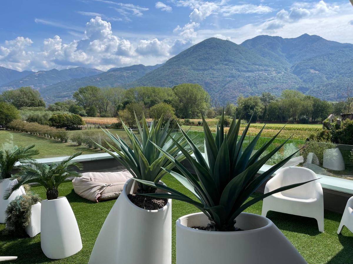 Art B&B Design Costa Volpino Exterior foto
